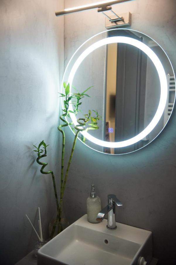 אתונה Chrisandro Apartments מראה חיצוני תמונה